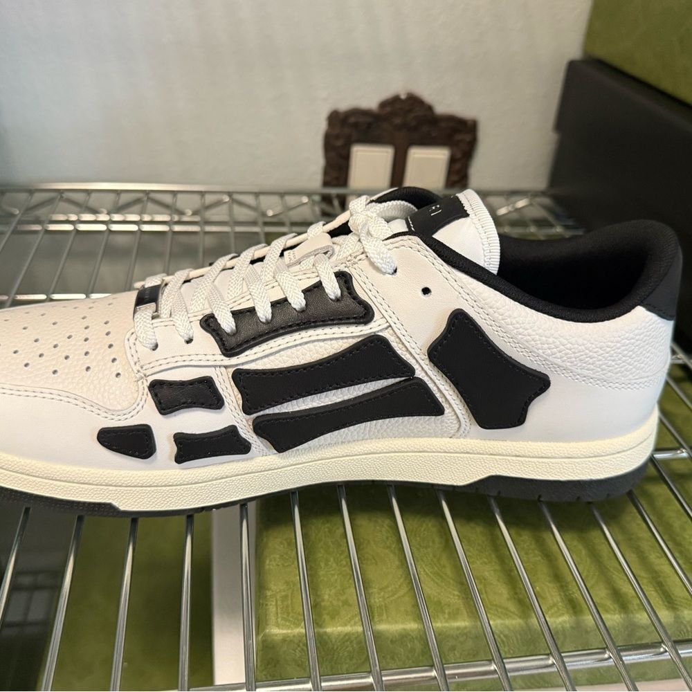 Brand new men’s Amiri sneakers with box and dustbag